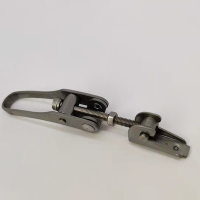 Pièces d'emboutissage de métal pour le processus de coupe en acier inoxydable pour boucle de collier de serrage personnalisée